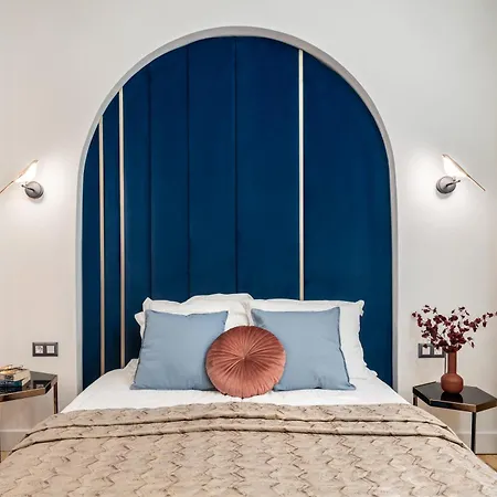 Citycenter Magnific Gem - 2 Bdr & 2 Baths Sofya