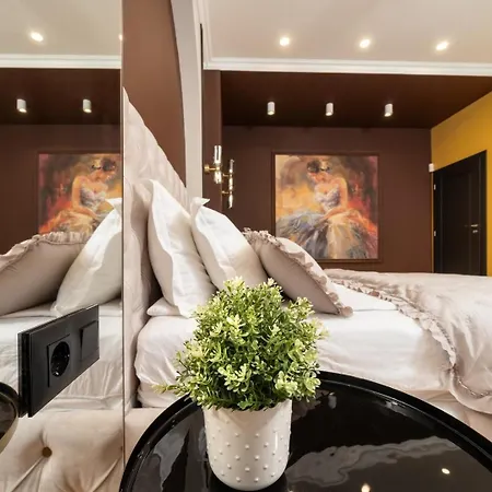 Citycenter Magnific Gem - 2 Bdr & 2 Baths Lejlighed Sofia