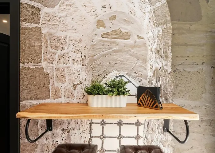 Citycenter Magnific Gem - 2 Bdr & 2 Baths *