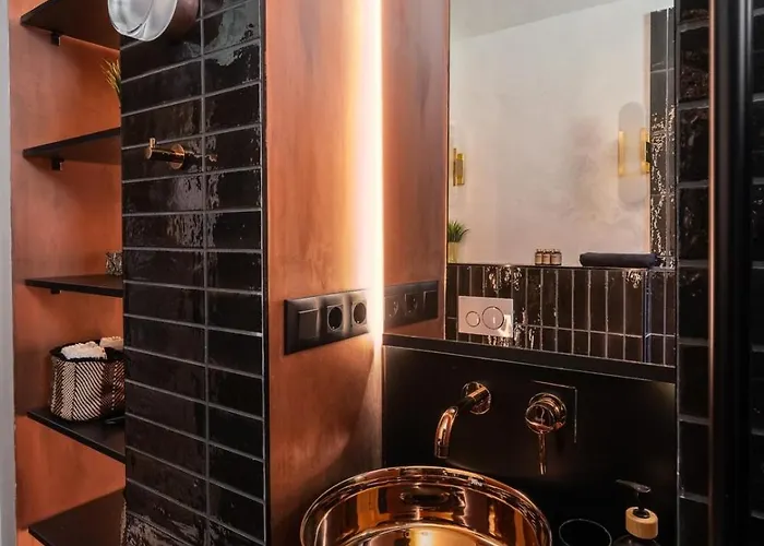 Citycenter Magnific Gem - 2 Bdr & 2 Baths