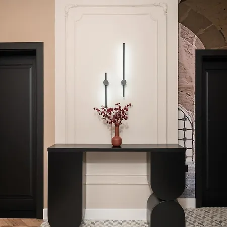 아파트 Citycenter Magnific Gem - 2 Bdr & 2 Baths 소피아