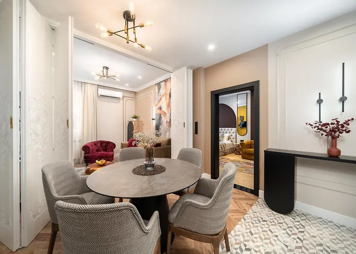 Appartamento Citycenter Magnific Gem - 2 Bdr & 2 Baths